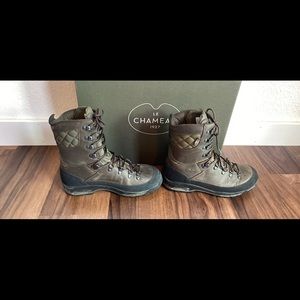 Mens hiking boot